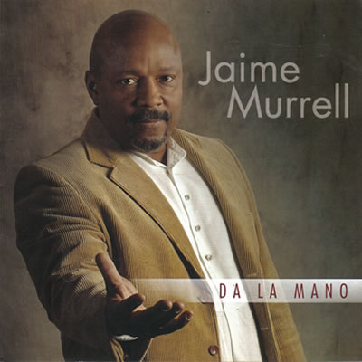 Jaime Murrel da la mano